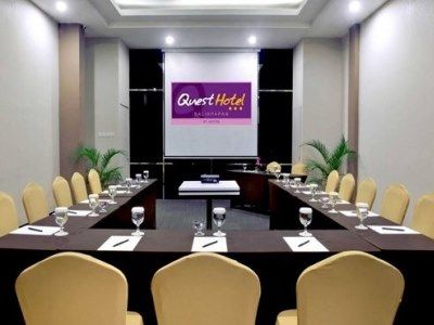 Quest Hotel Balikpapan By Aston Esterno foto